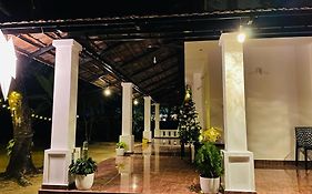 Marari Salt Life Beach Villa /Homestay